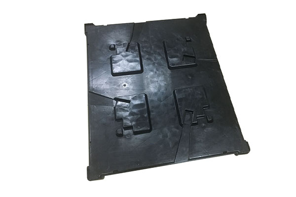 Injection molded pallet, plastic pallet, plastic pallet processing